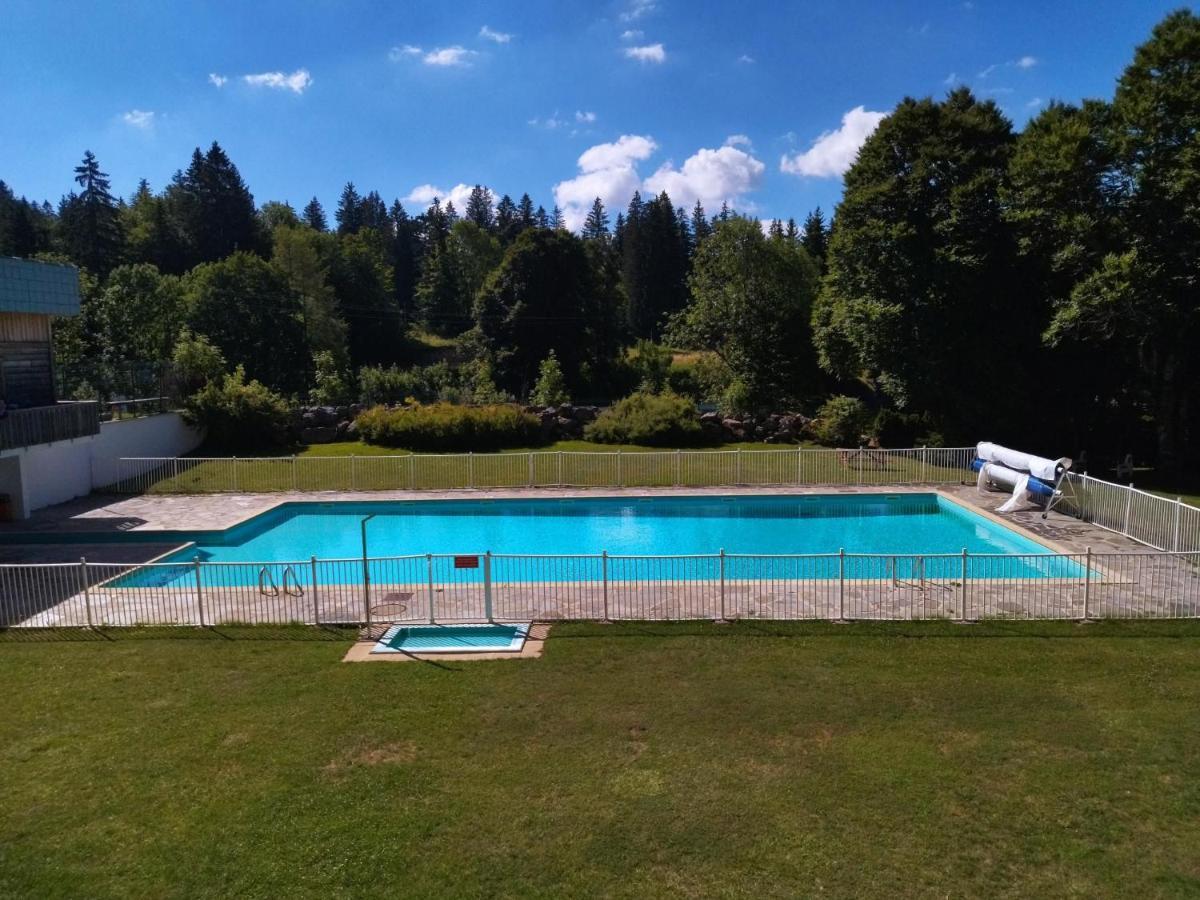 Studio Le Lacuzon Avec Piscine Et Tennis Exterieurs Les Rousses Εξωτερικό φωτογραφία